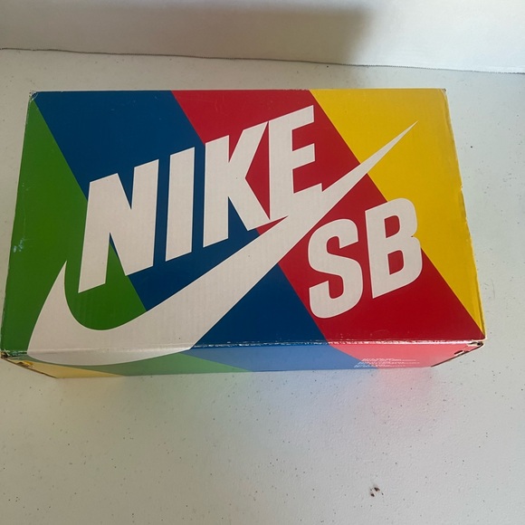 Nike Sb Dunk low og qs Quartersnacks size 8.5 Zebra print new in box. - Picture 16 of 16